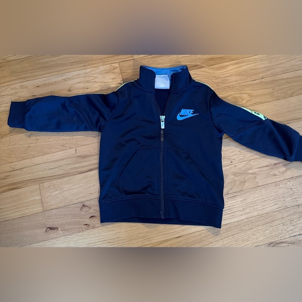 Nike 12mo Nike zip up